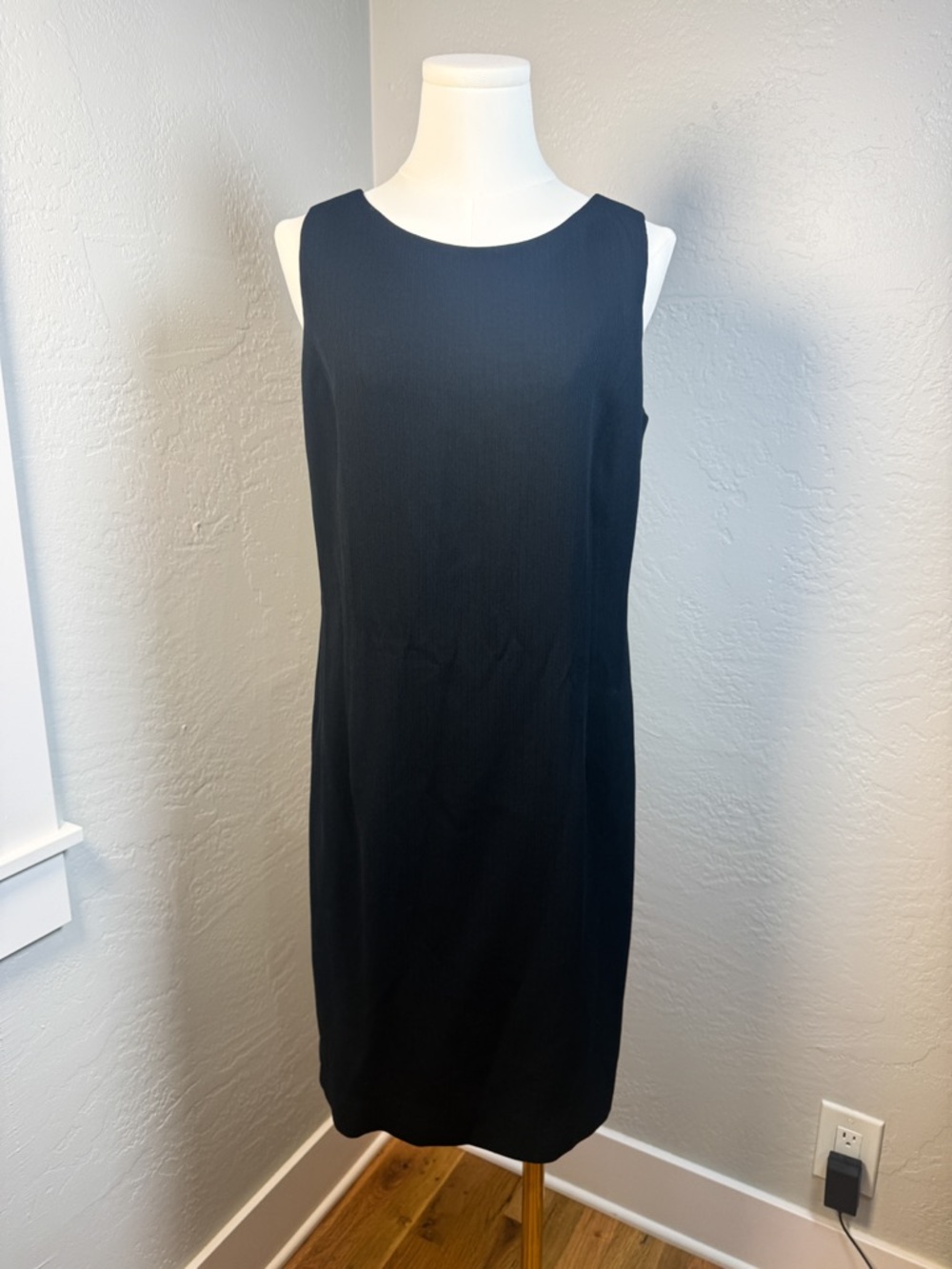 Vintage Garfield & Marks Black Sheath Dress Sleeveless Minimalist USA Size 10
